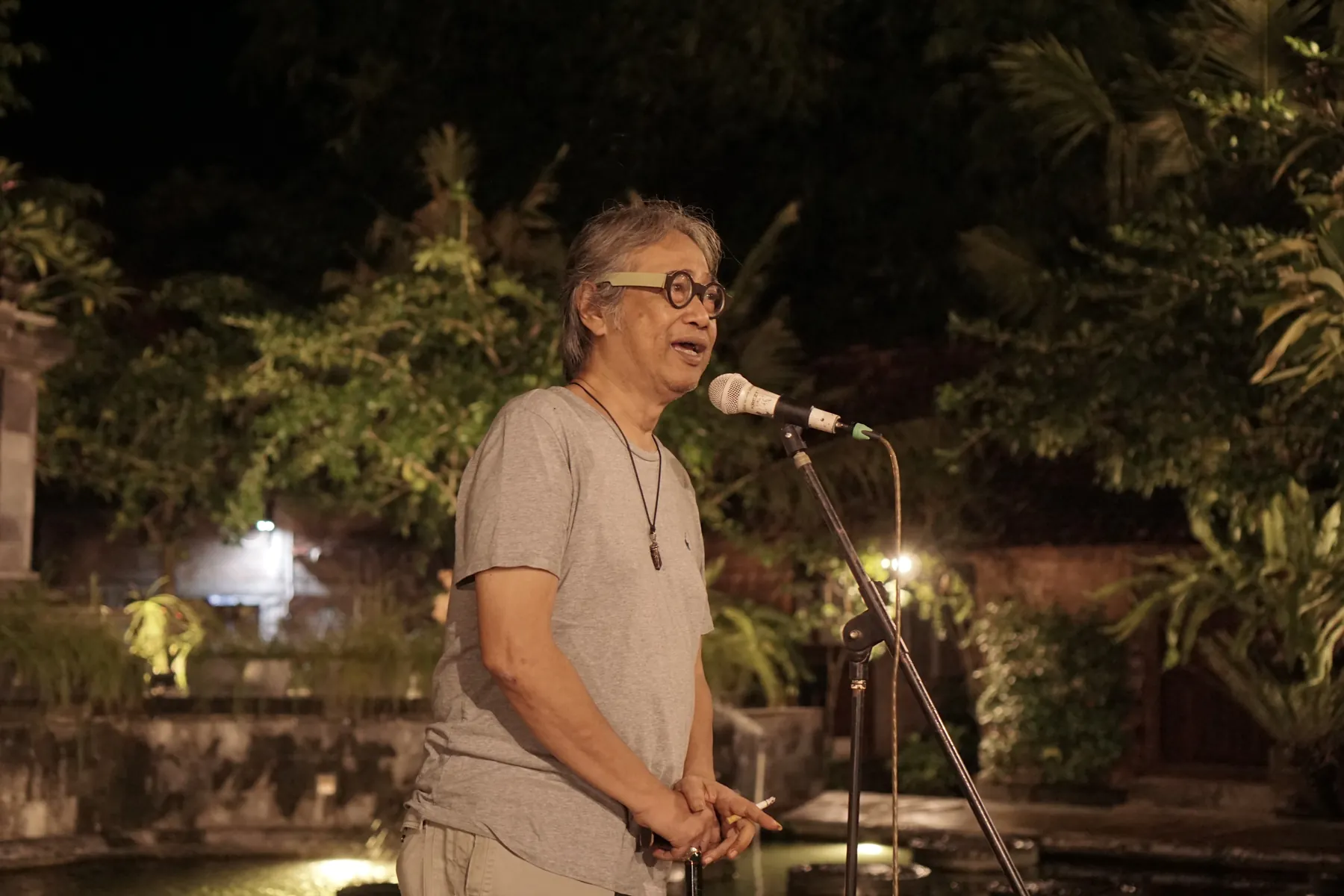 A speaker at an evening session